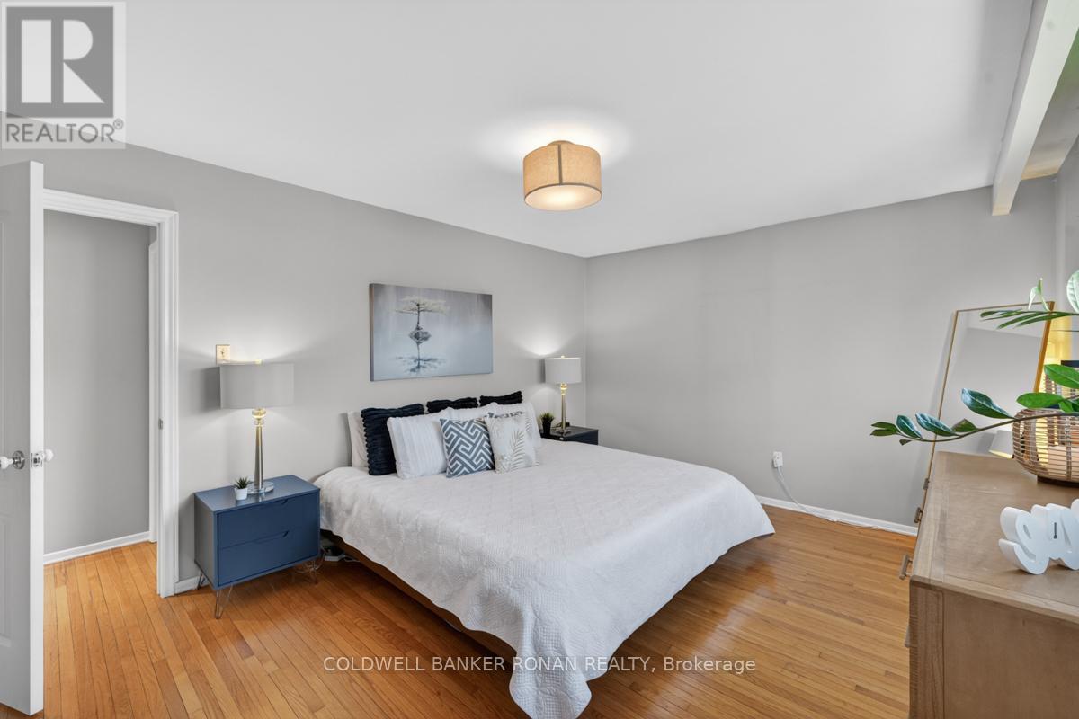 319 THRACE AVENUE - 18