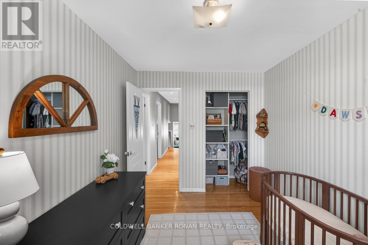 319 THRACE AVENUE - 25