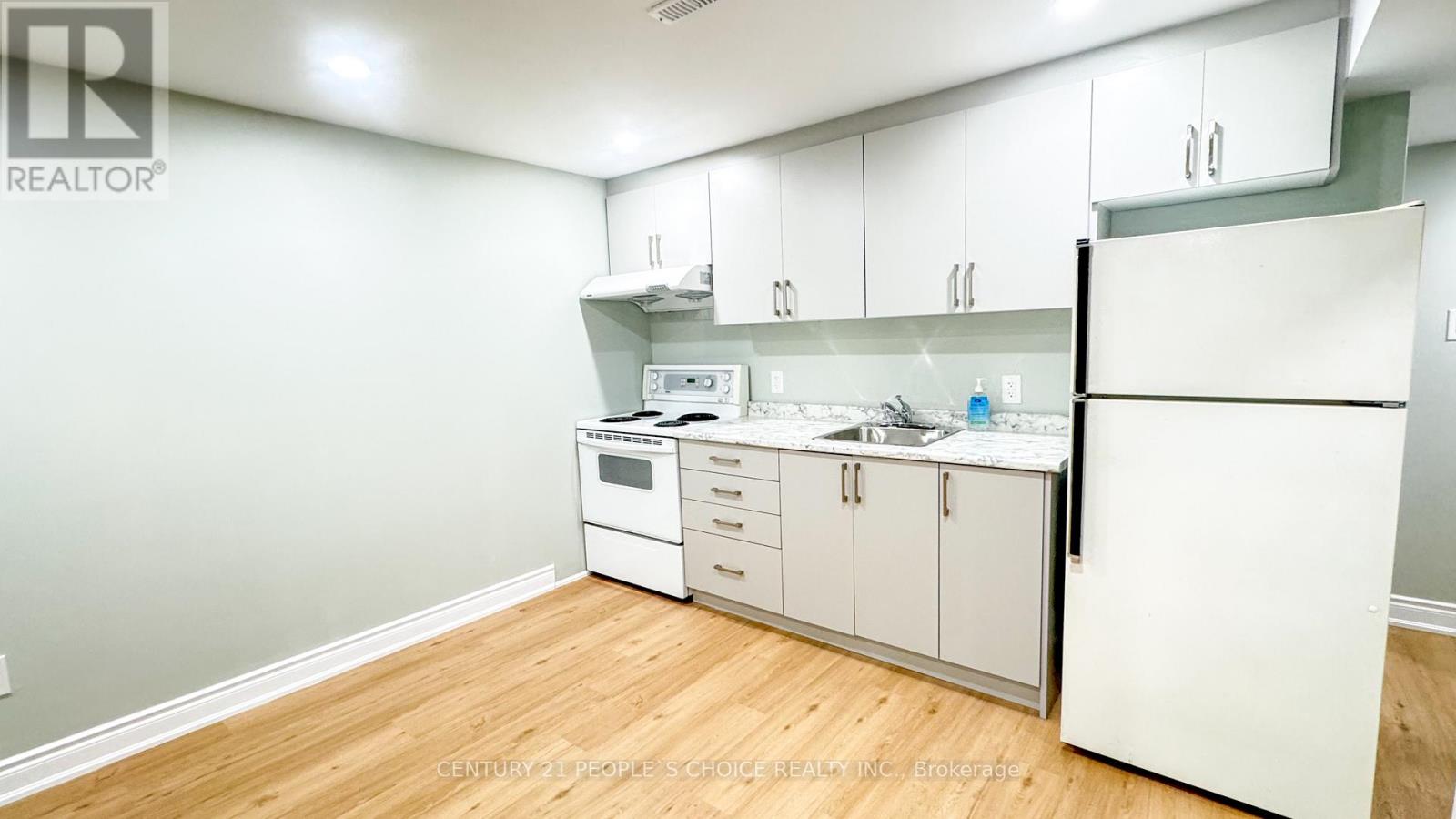 7 DALRAITH CRESCENT - 25