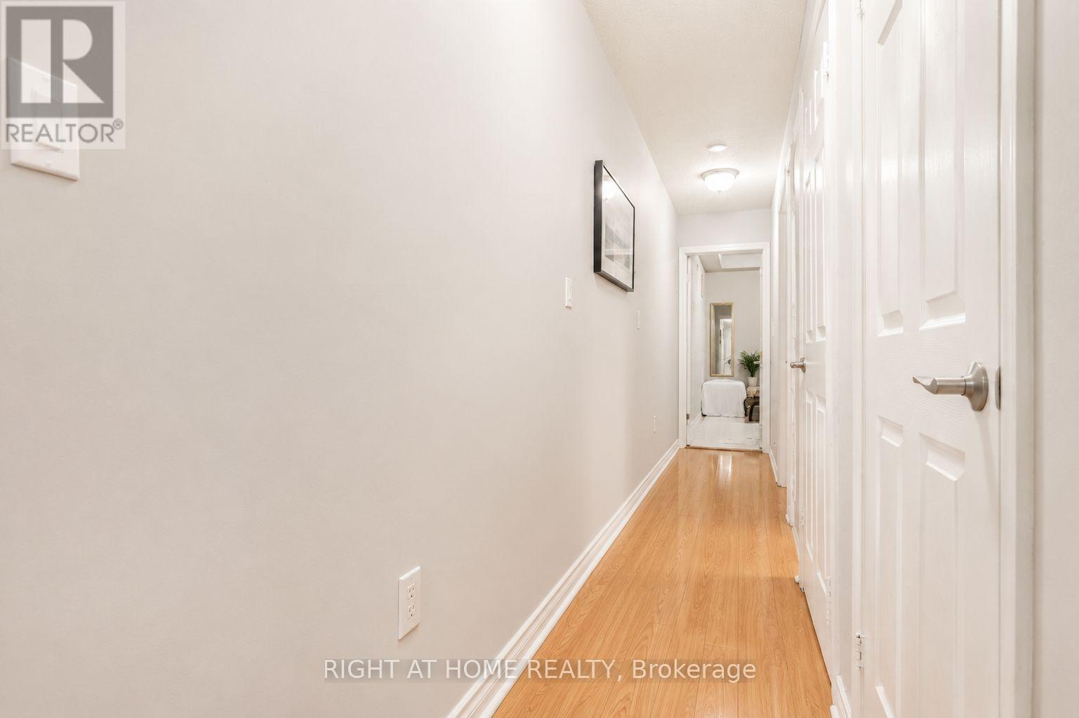 #8 1949 LAWRENCE AVENUE W - 16