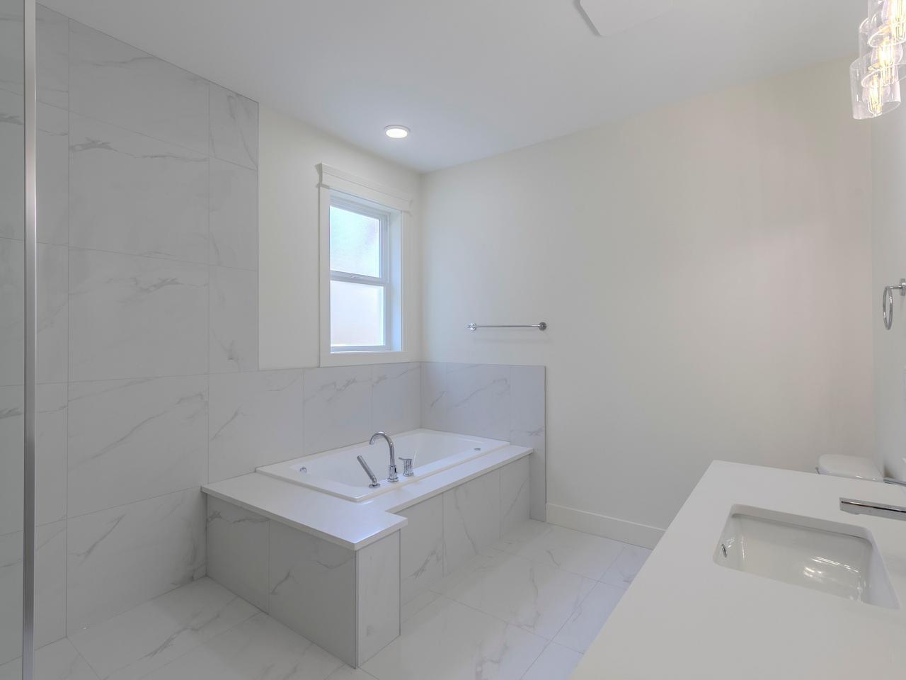 House in Mission - Image 29
