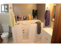 2302 10 Street, Marlboro, AB T7E3A1 Photo 9