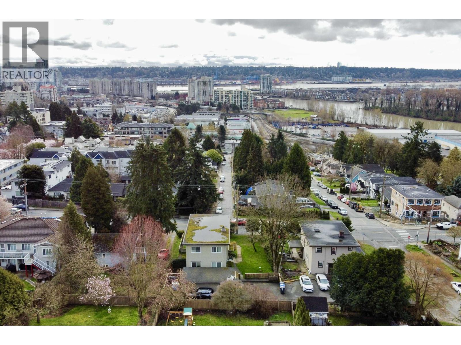 1315 SIXTH AVENUE, New Westminster