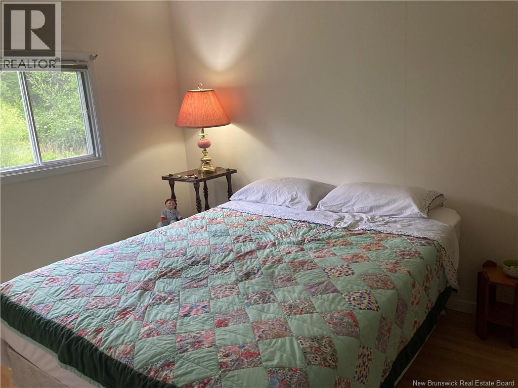 798 North Road - Image 23