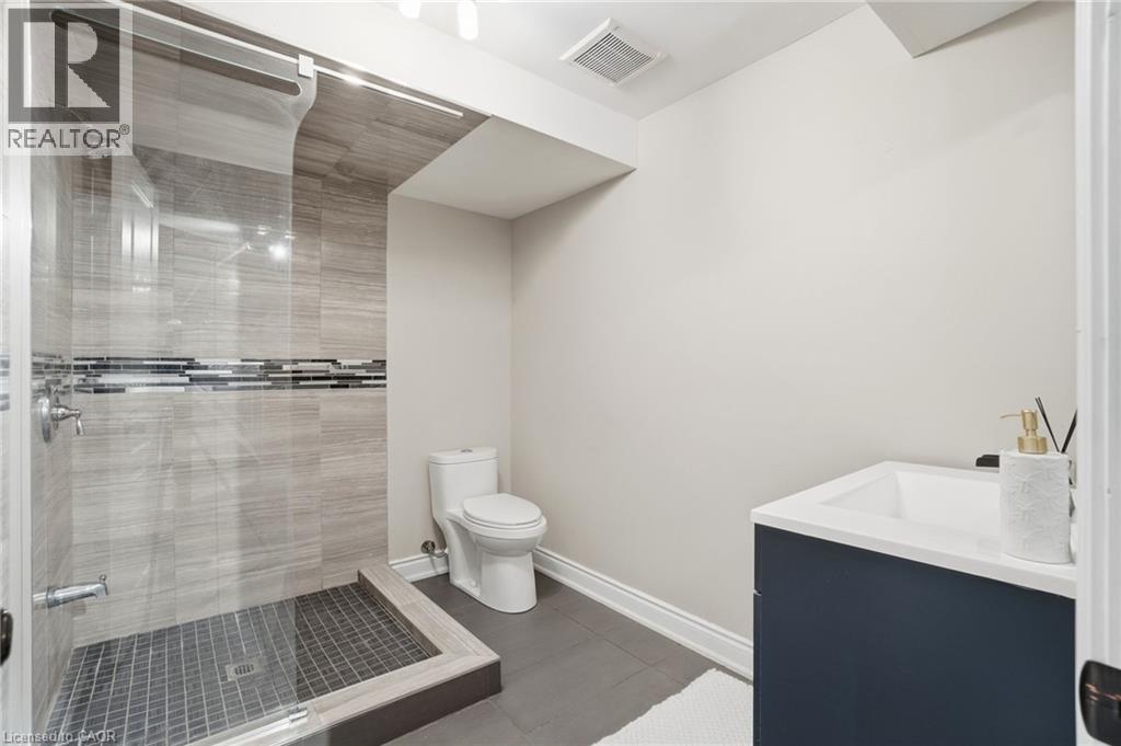 2461 WHISTLING SPRINGS Crescent - 41