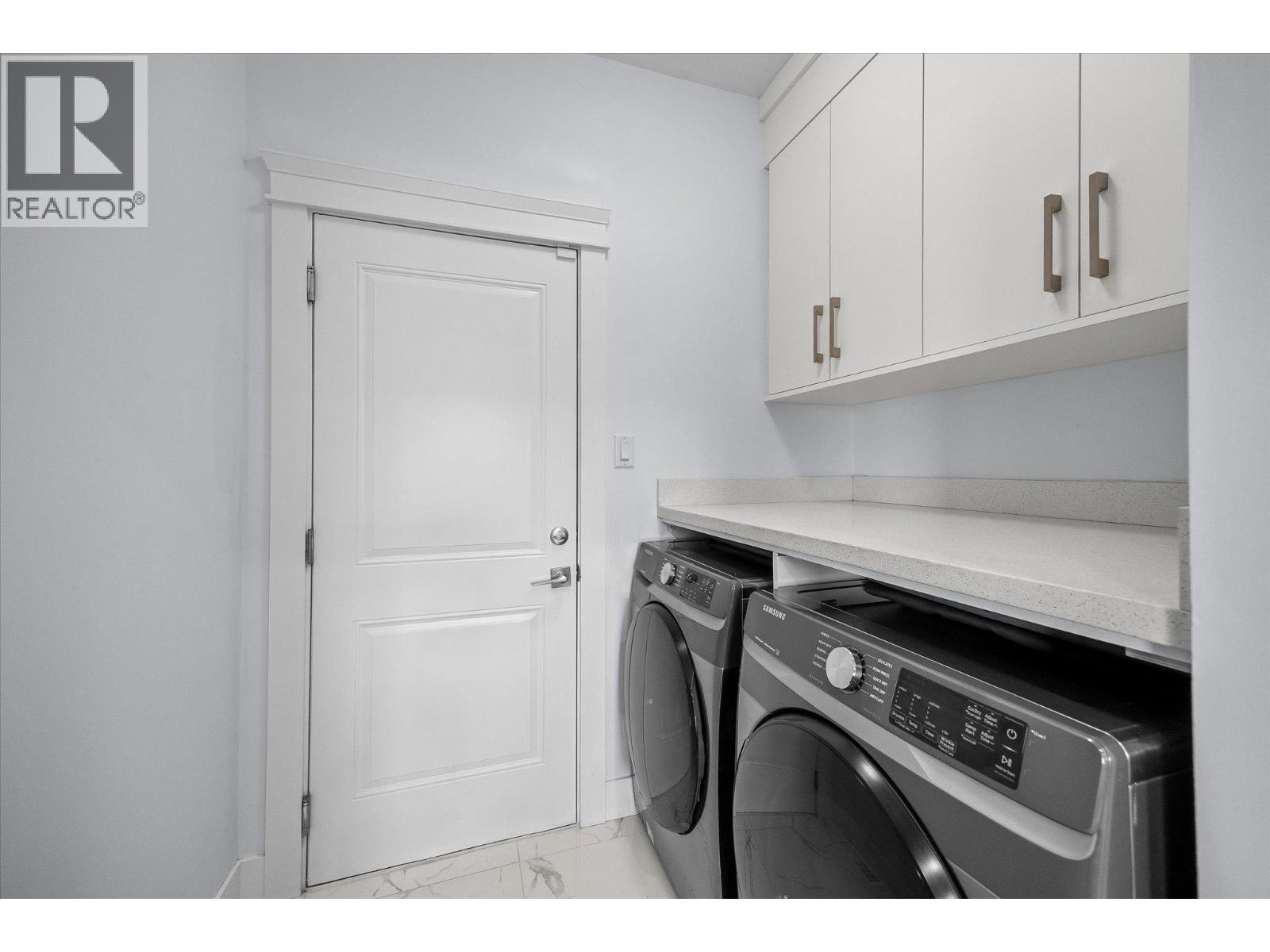 6028 Gerrie Road - 45