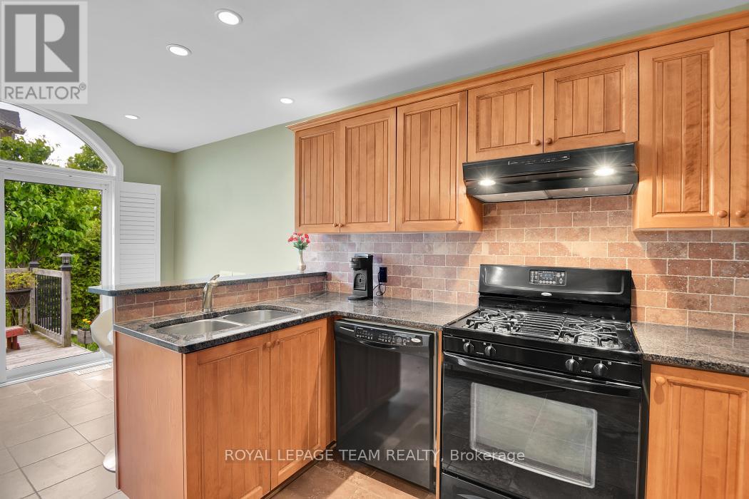 121 SORENTO STREET - 13