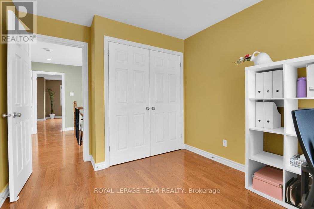 121 SORENTO STREET - 22