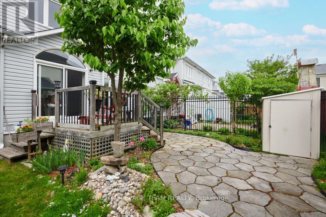 121 SORENTO STREET - 32
