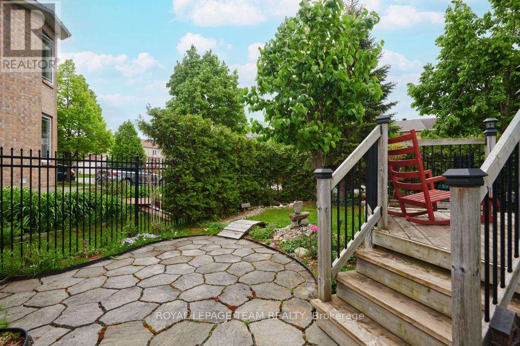 121 SORENTO STREET - 33