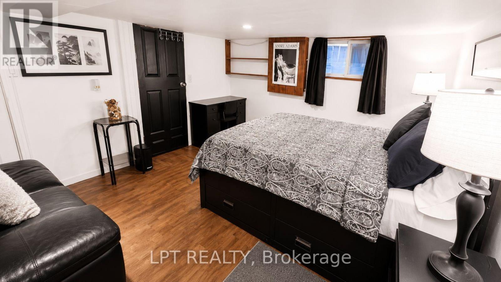1314 DUPONT STREET - 10