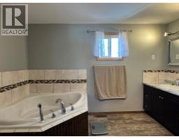 4631 54 Street, Rycroft, AB T0H3A0 Photo 15