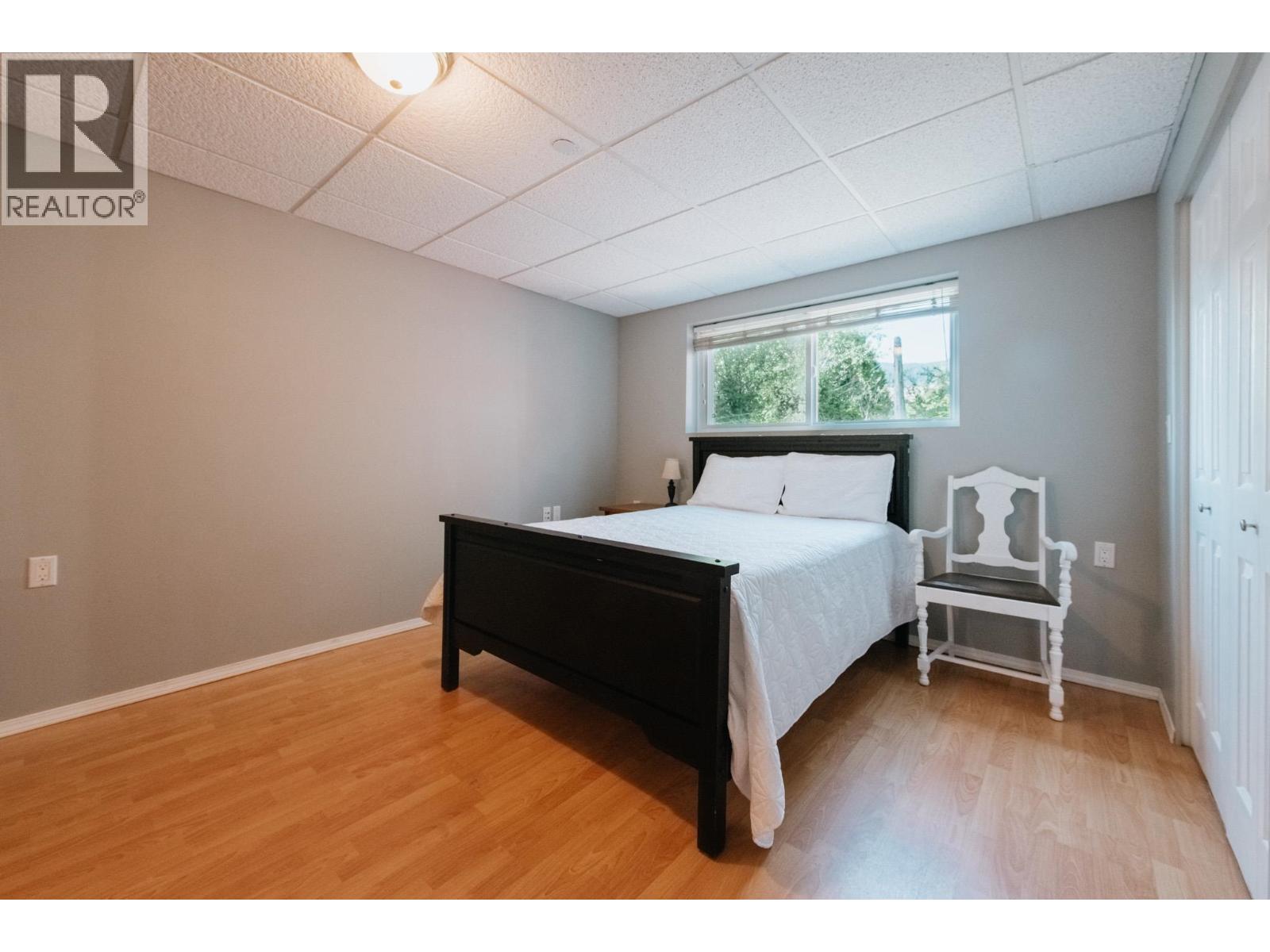934 DAVIS ROAD, Gibsons