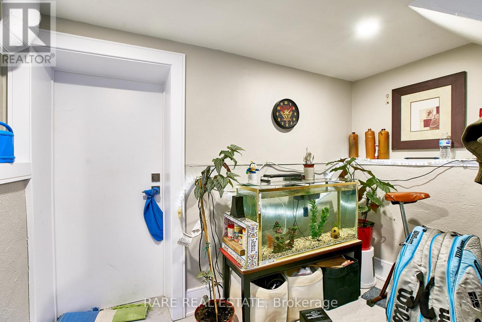 216 OAKWOOD AVENUE - 24
