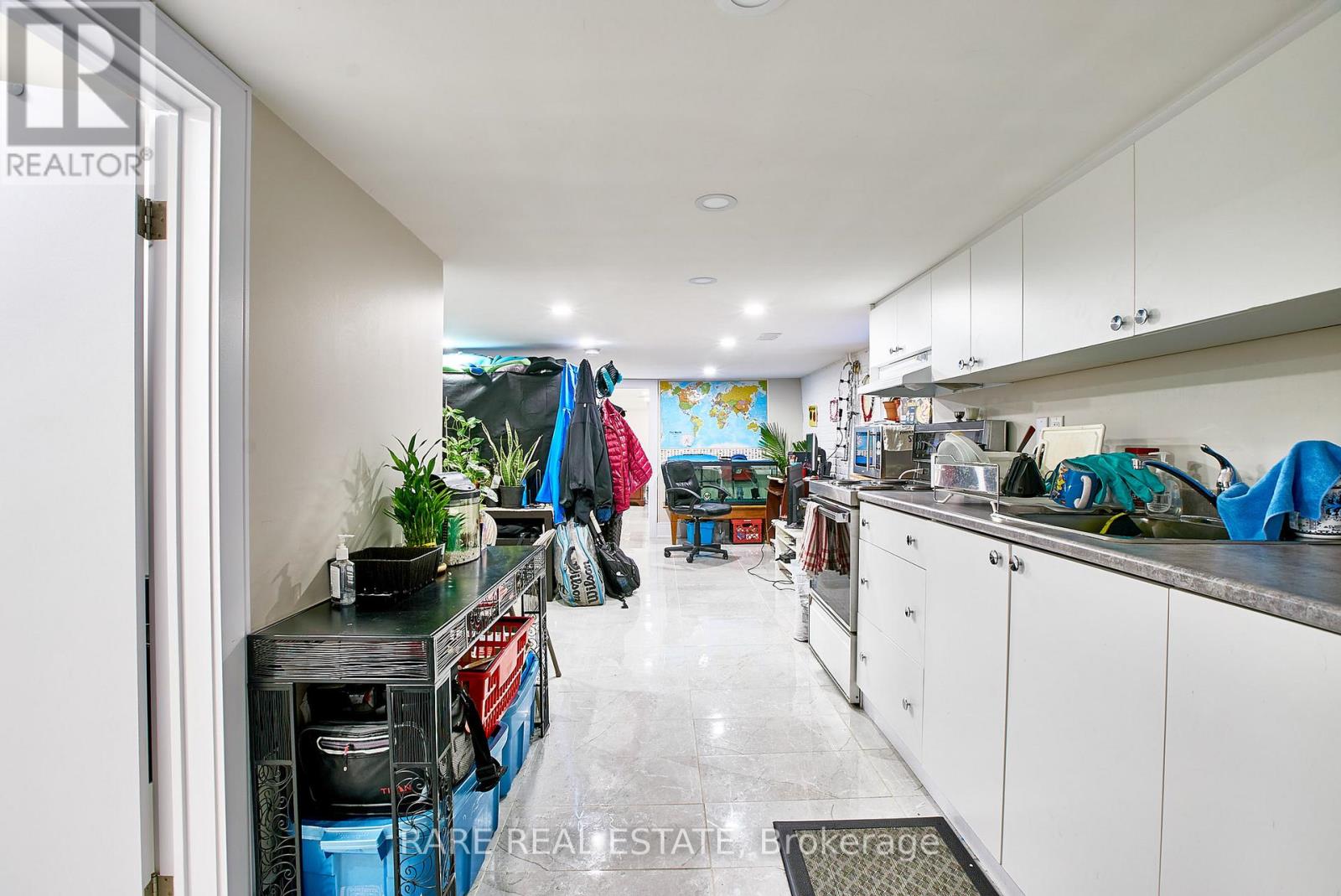 216 OAKWOOD AVENUE - 33