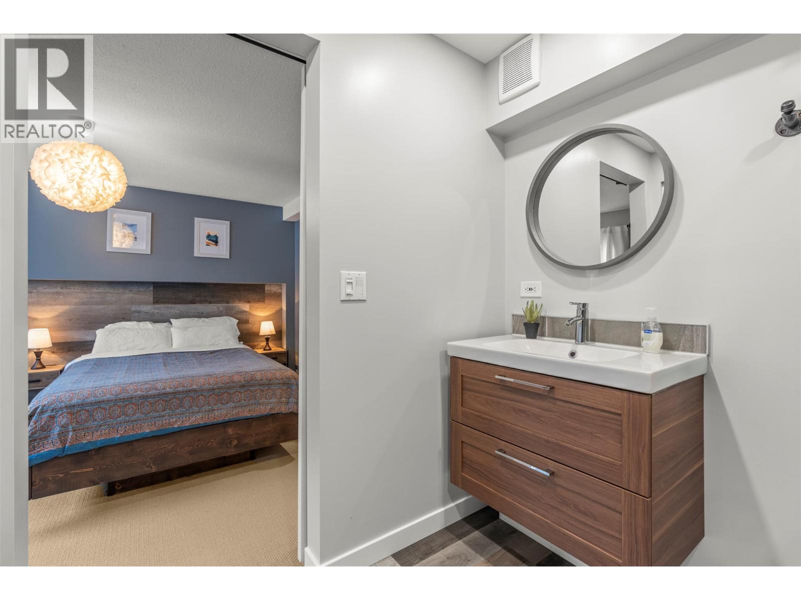 9807A Silver Star Road - 34