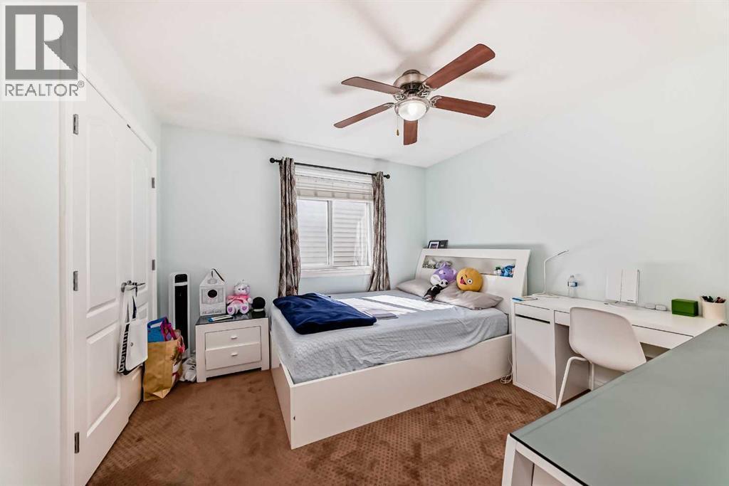 117 Saddlelake Grove NE - 26