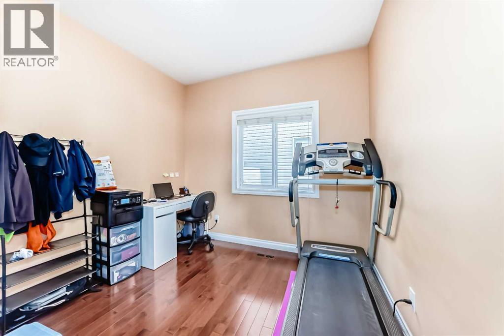 117 Saddlelake Grove NE - 13
