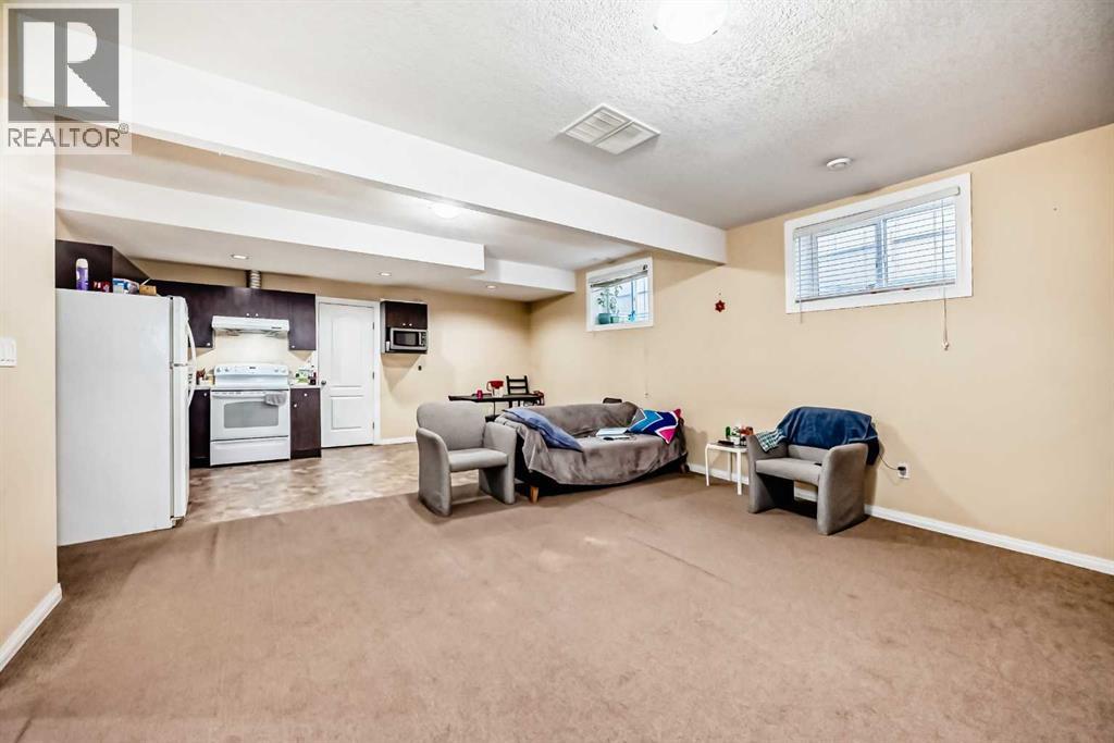 117 Saddlelake Grove NE - 38