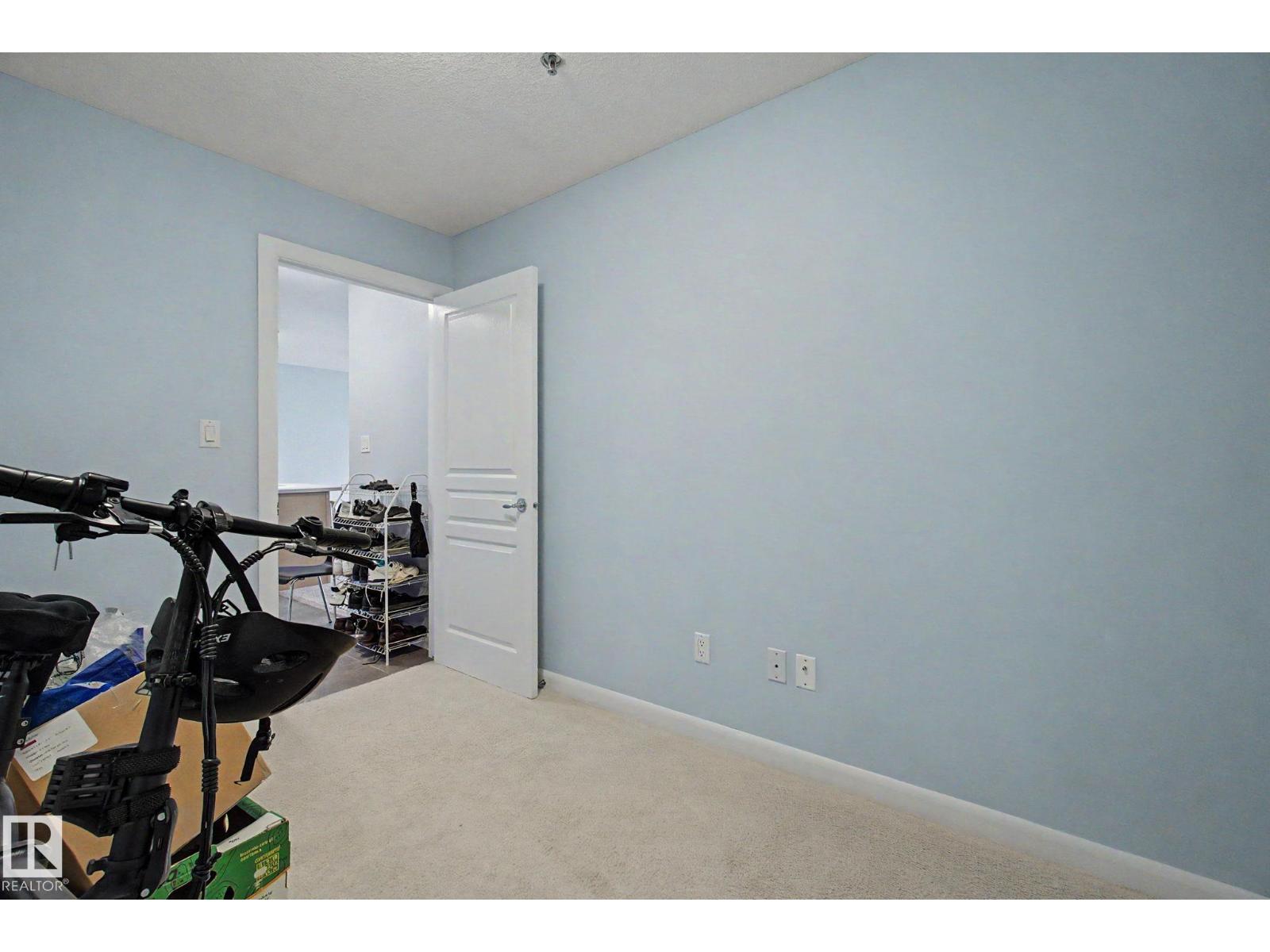 #303 530 HOOKE RD NW - 24