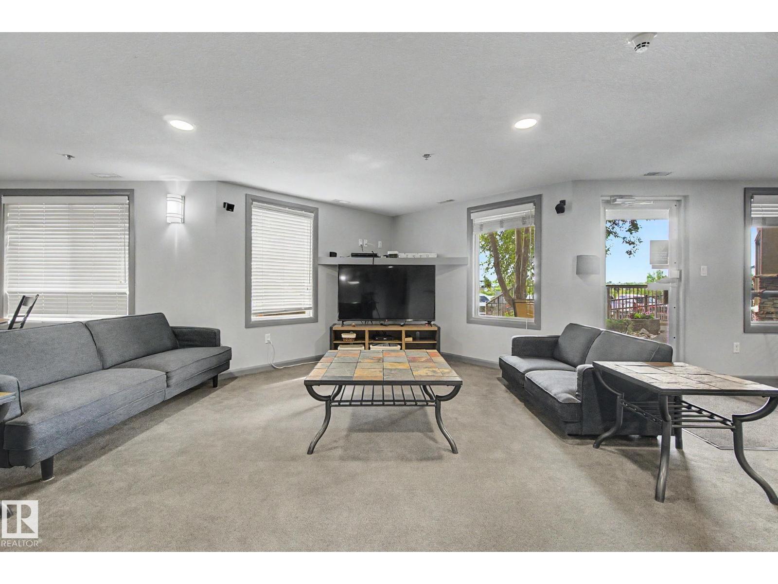 #303 530 HOOKE RD NW - 38
