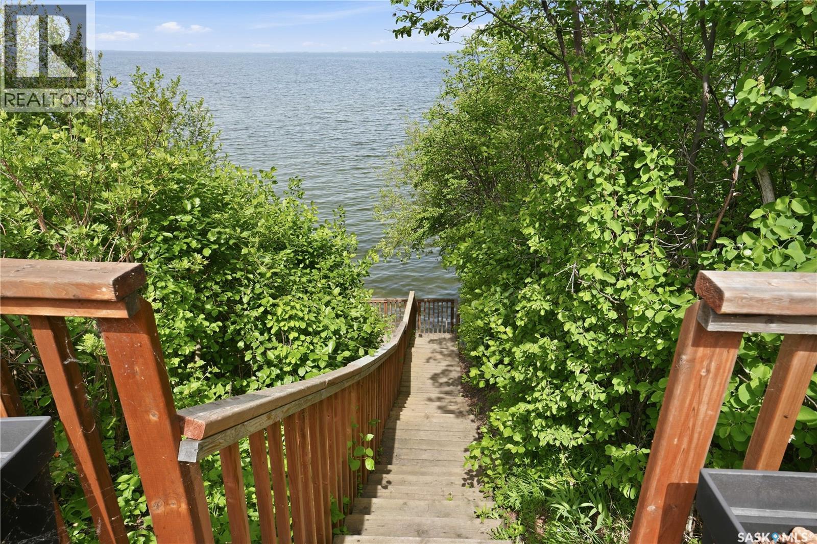 83 Lakeview AVENUE — photo 7