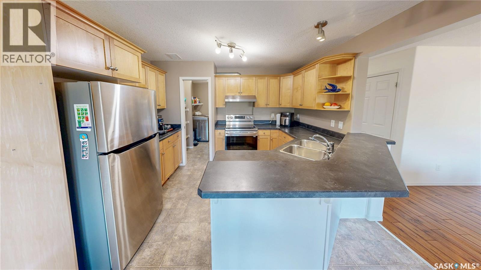 7058 Wascana Cove DRIVE — photo 15