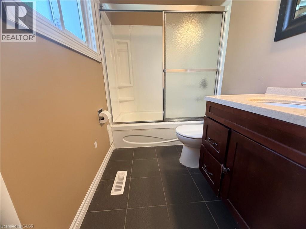 43 FOREST GLEN Crescent - 8