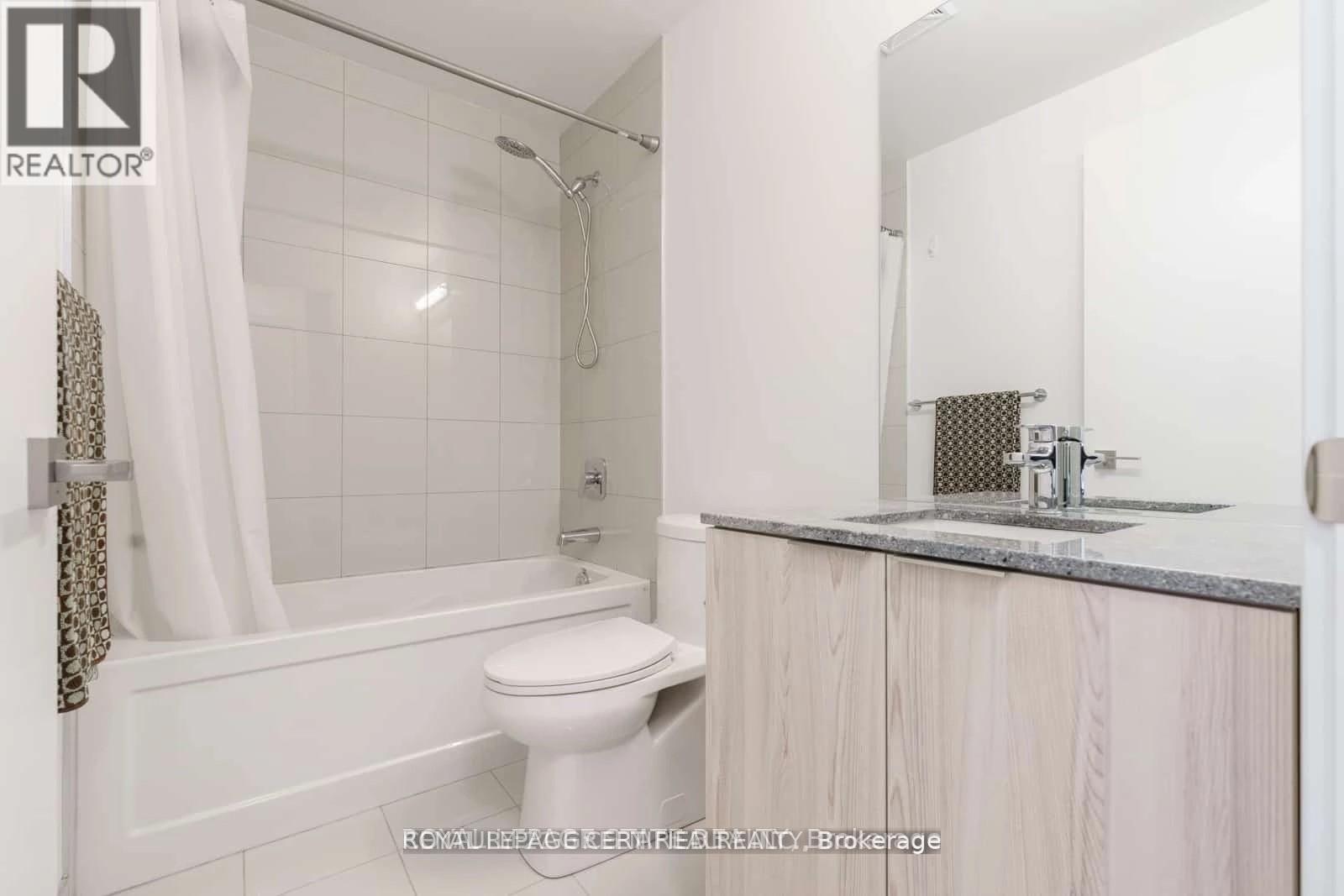 #1112 30 ORDNANCE STREET - 15