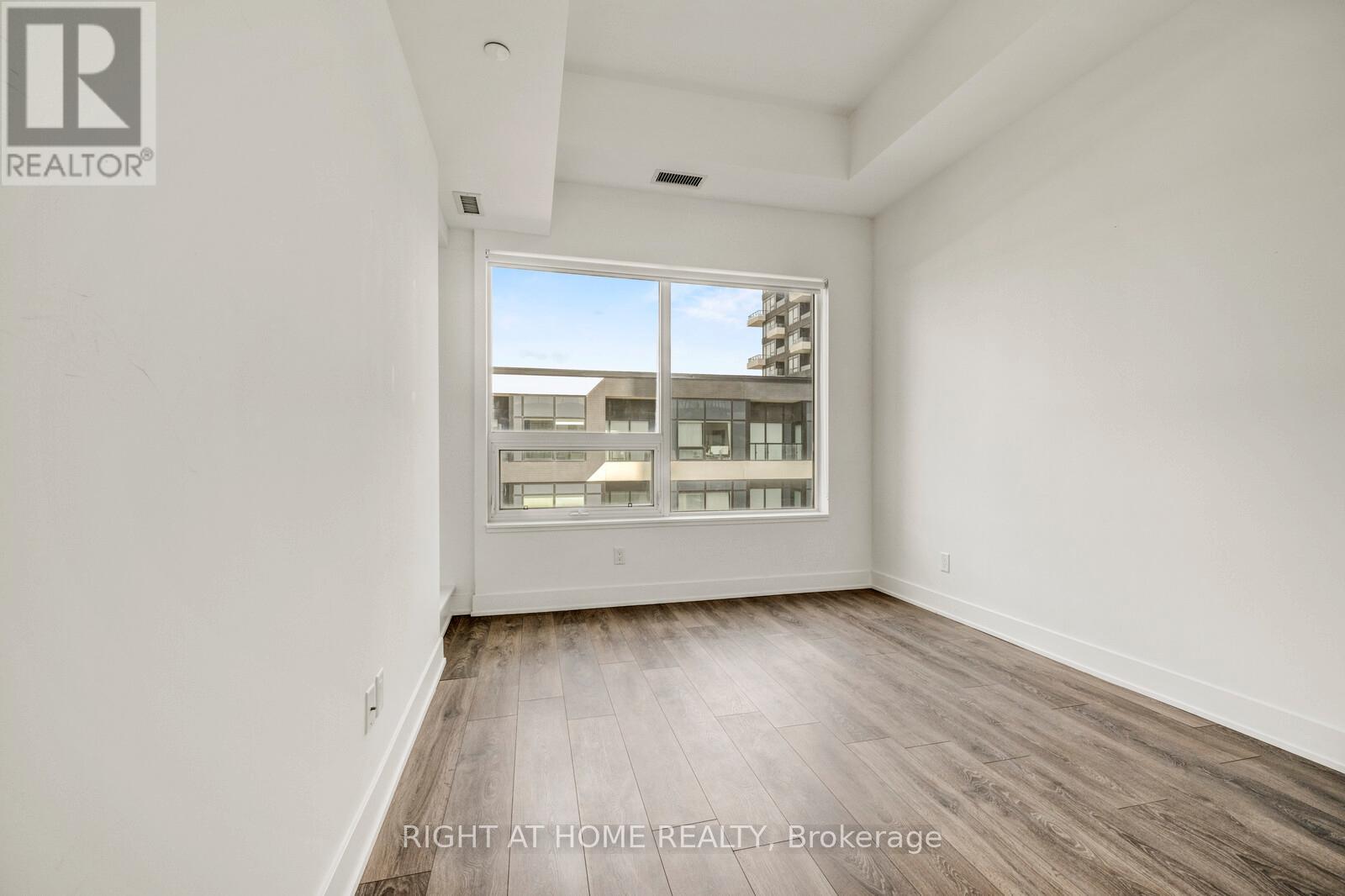 #459 2481 TAUNTON ROAD - 14