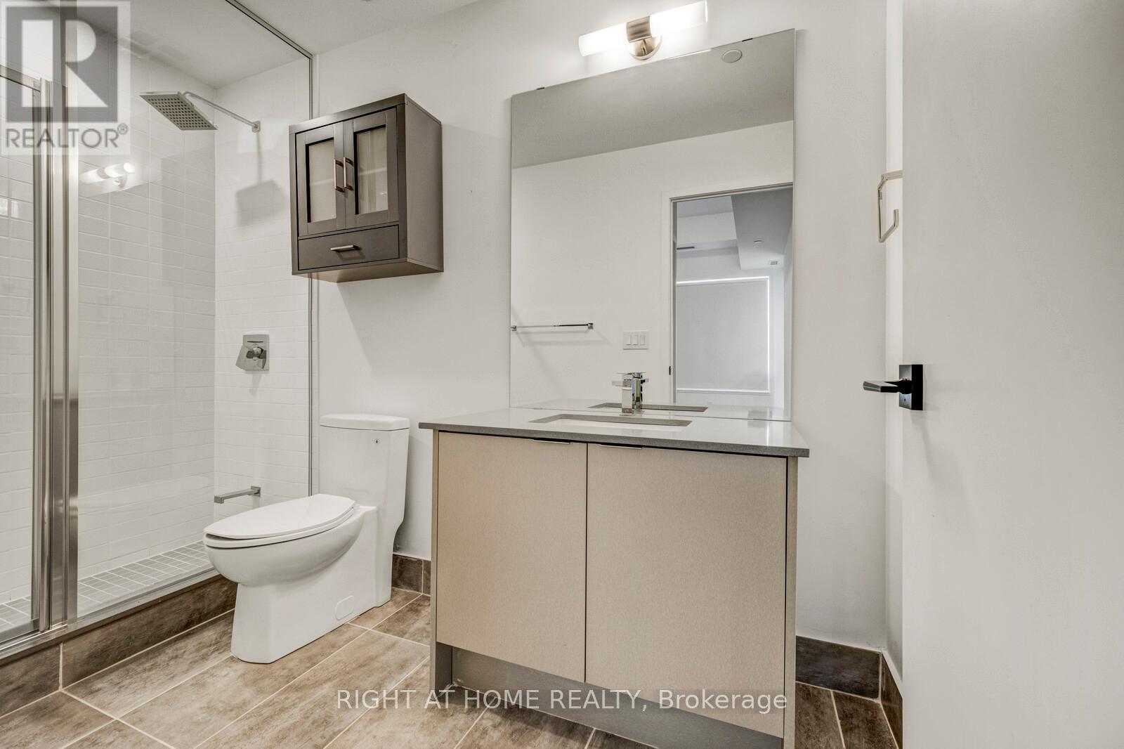 #459 2481 TAUNTON ROAD - 17