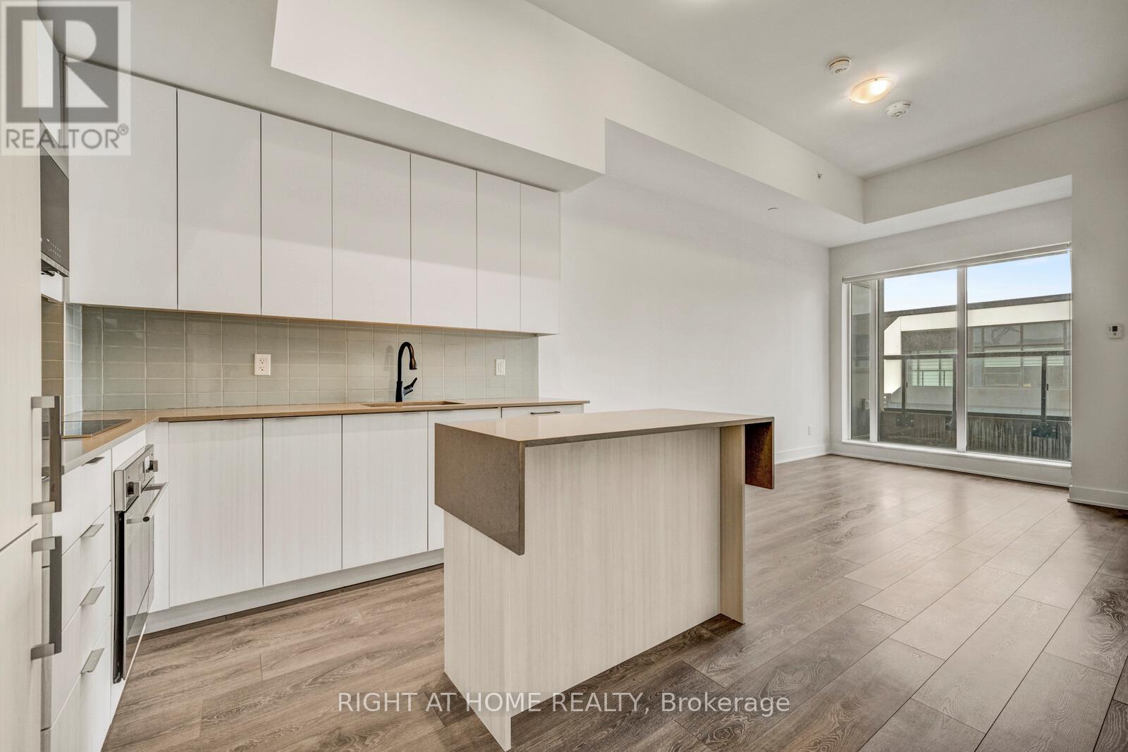 #459 2481 TAUNTON ROAD - 6