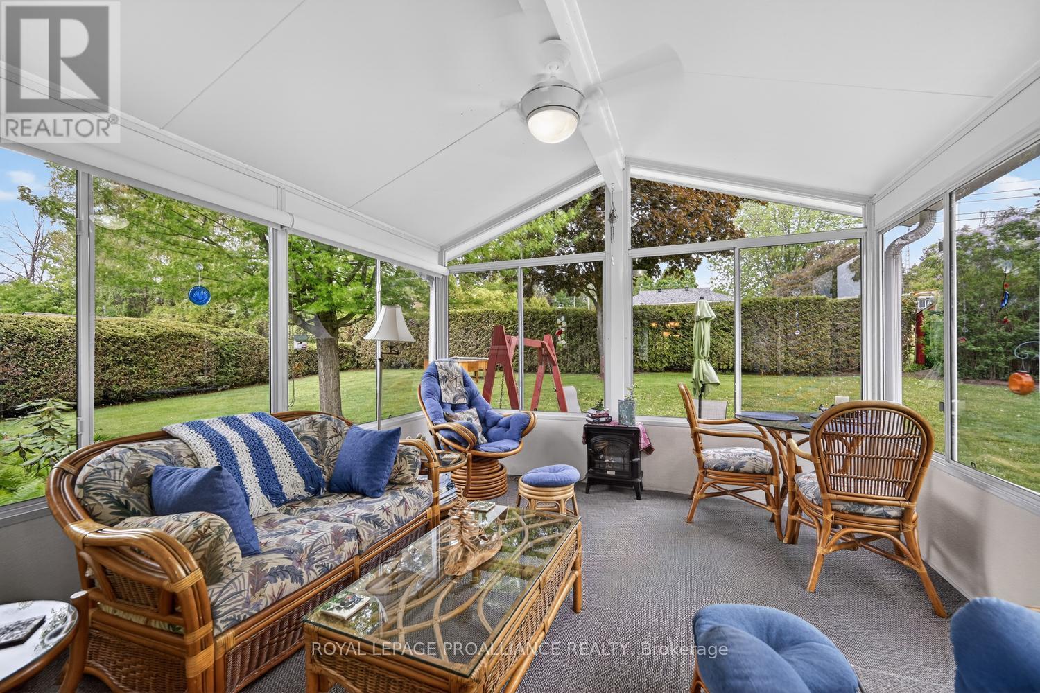 8 BERNARD CRESCENT - 10