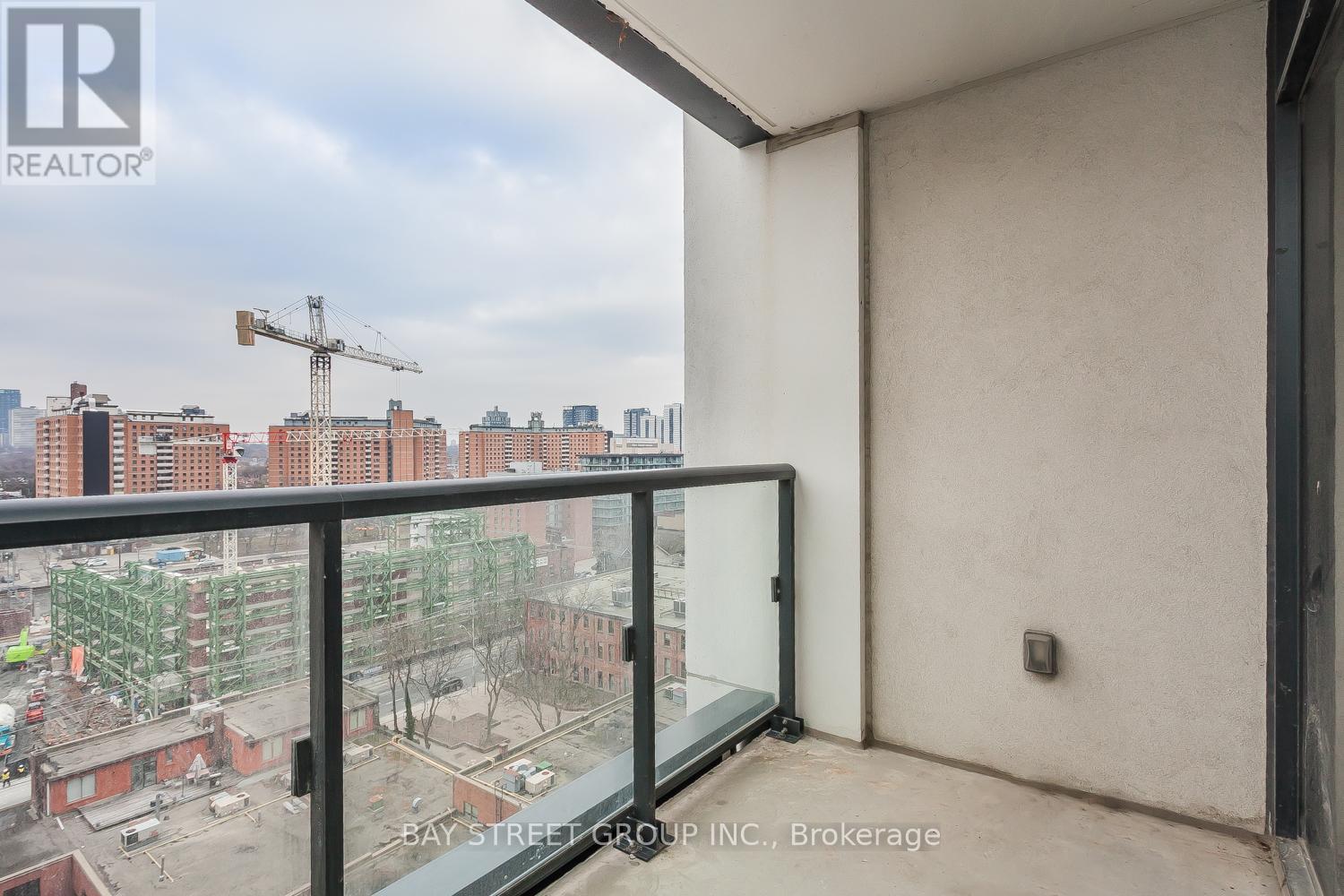 #1615 400 ADELAIDE STREET E - 18