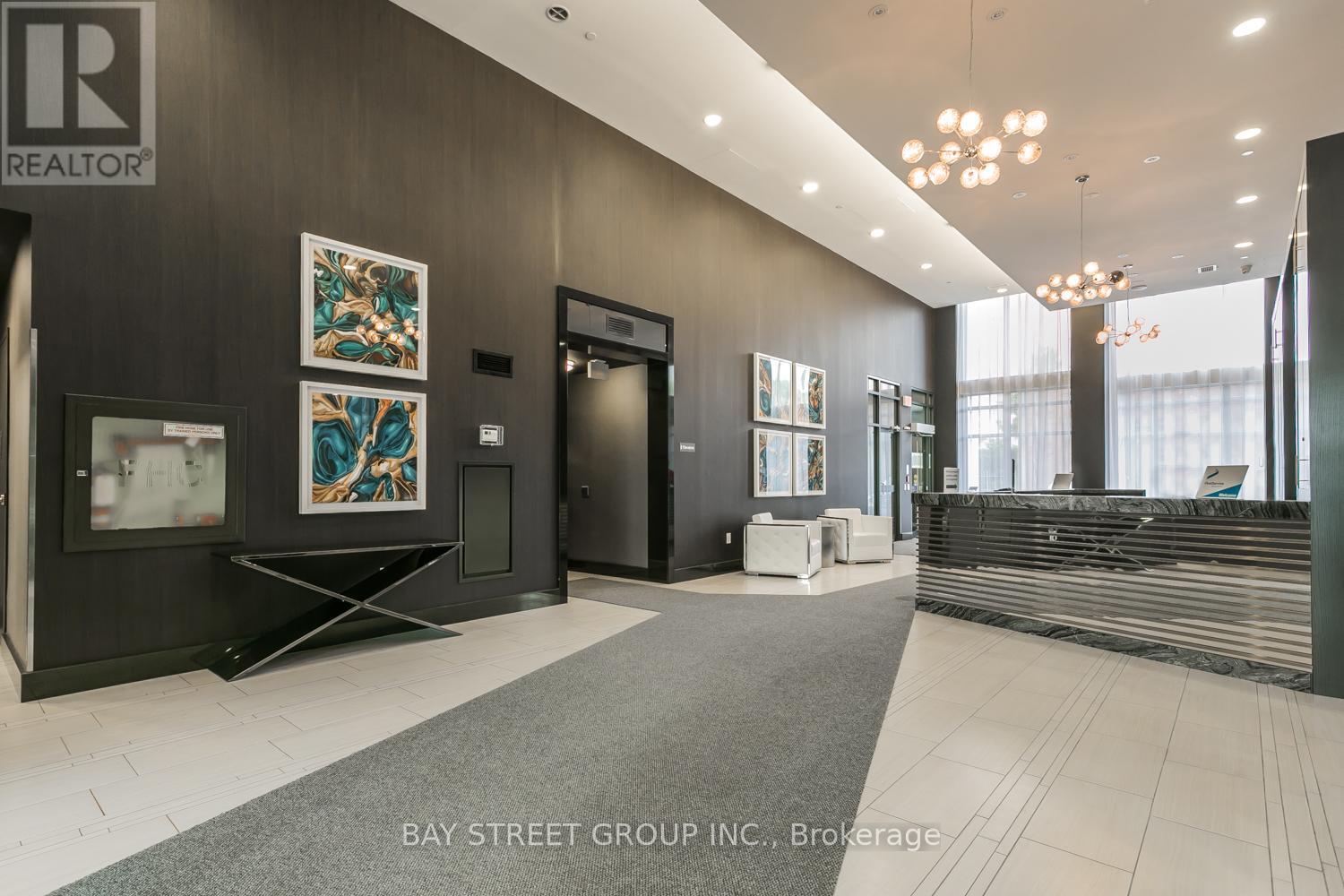 #1615 400 ADELAIDE STREET E - 3