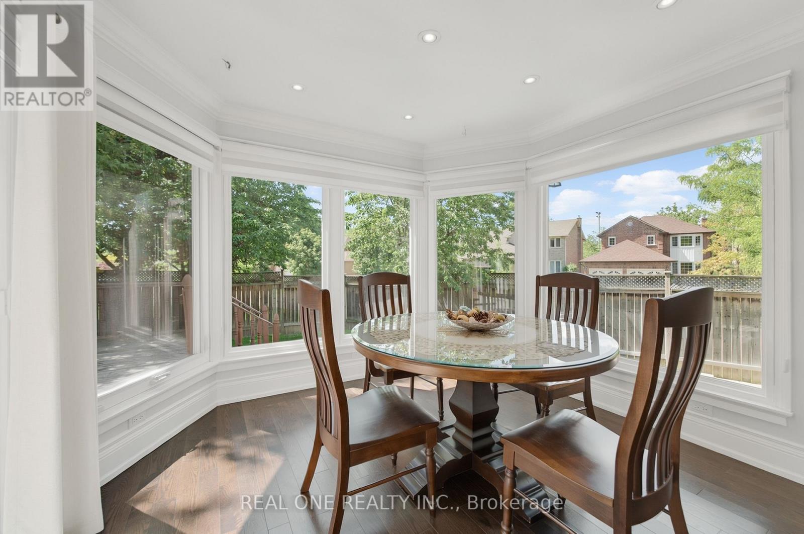 67 ELEANOR CIRCLE - 19