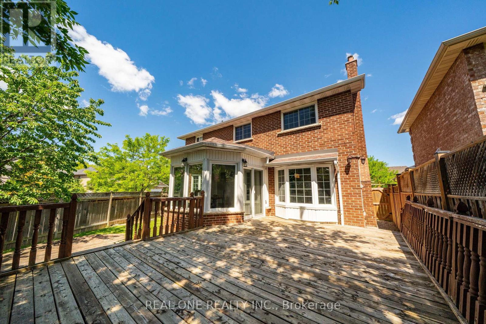 67 ELEANOR CIRCLE - 46