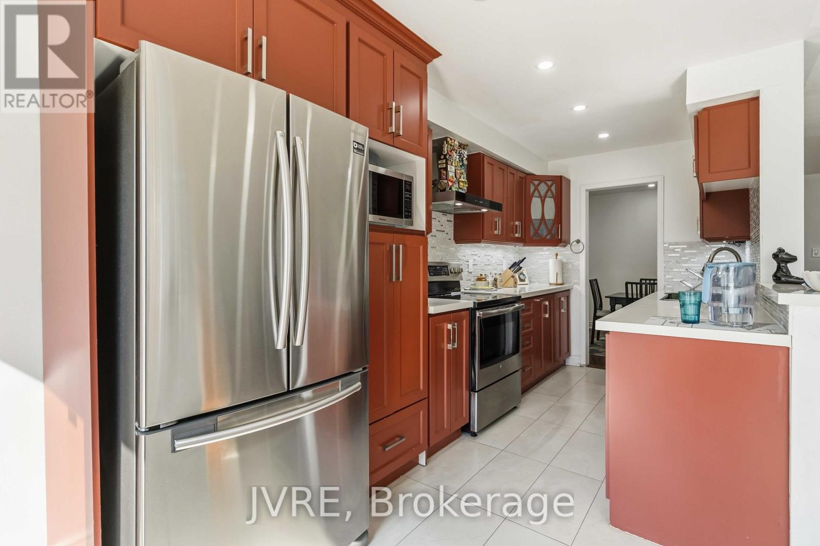 2918 WESTBURY COURT - 14