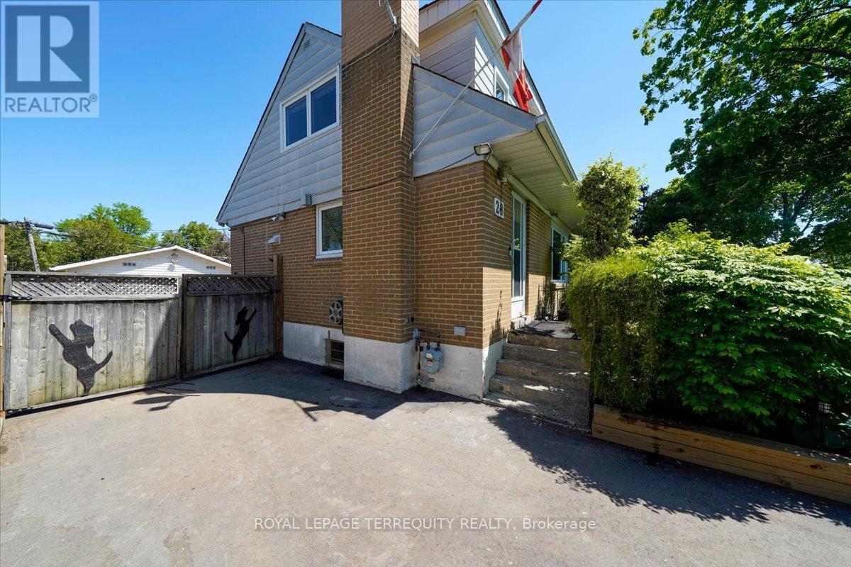 28 CROWLAND DRIVE - 29