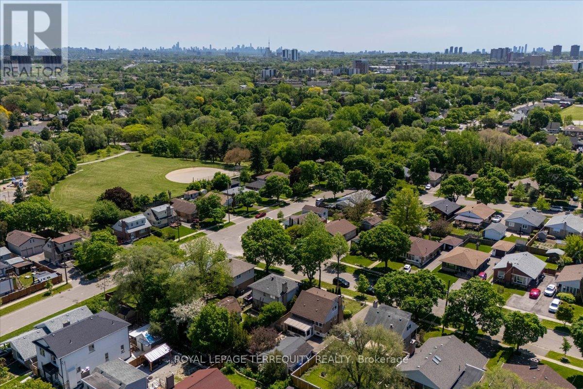 28 CROWLAND DRIVE - 38