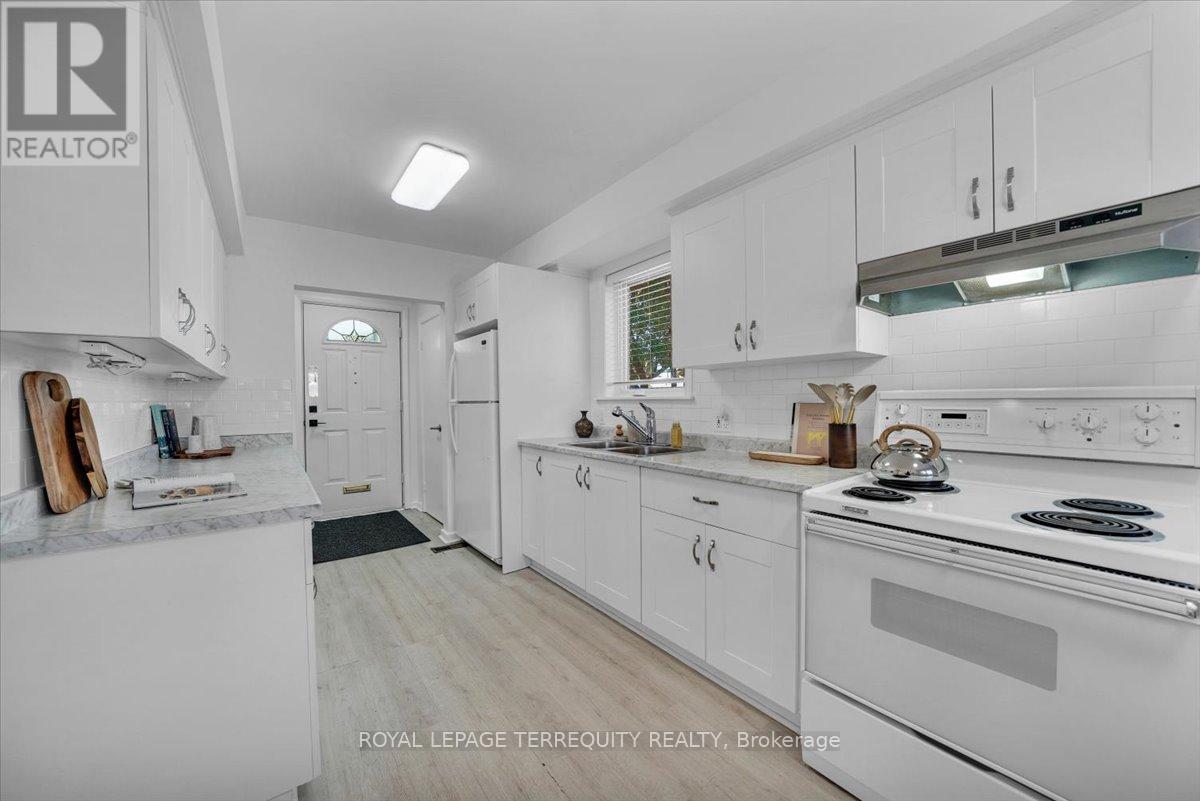 28 CROWLAND DRIVE - 9