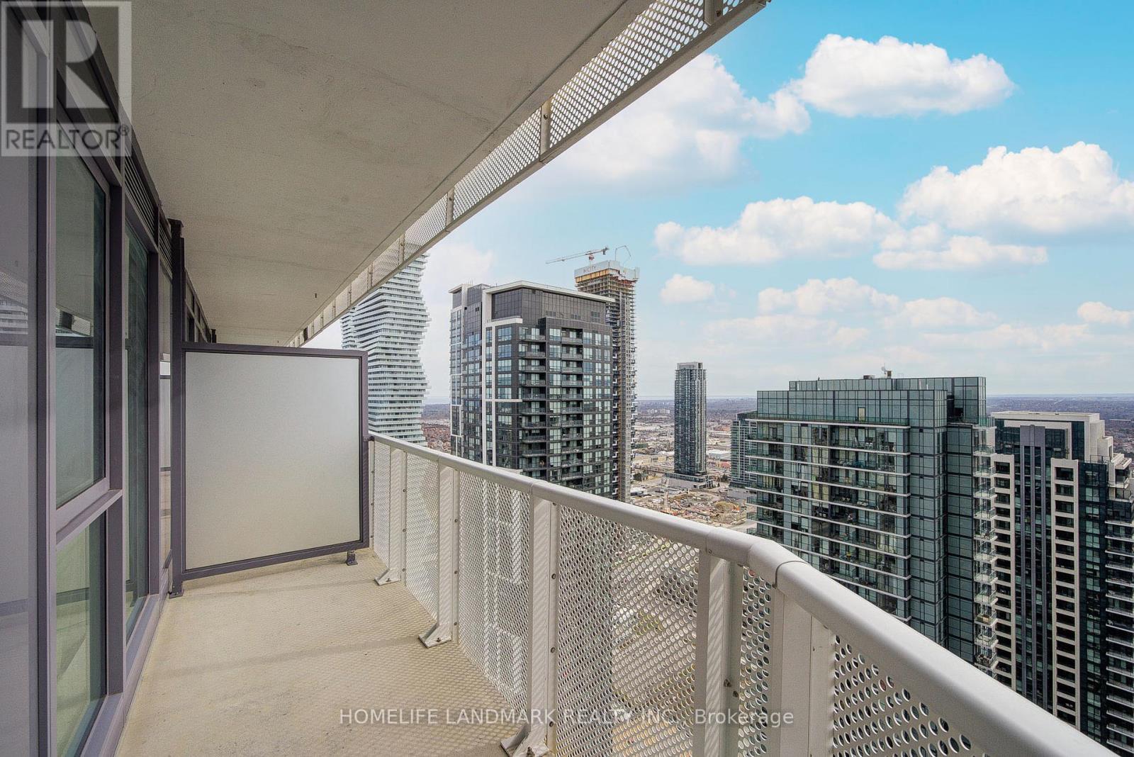 #3901 4065 CONFEDERATION PARKWAY - 28