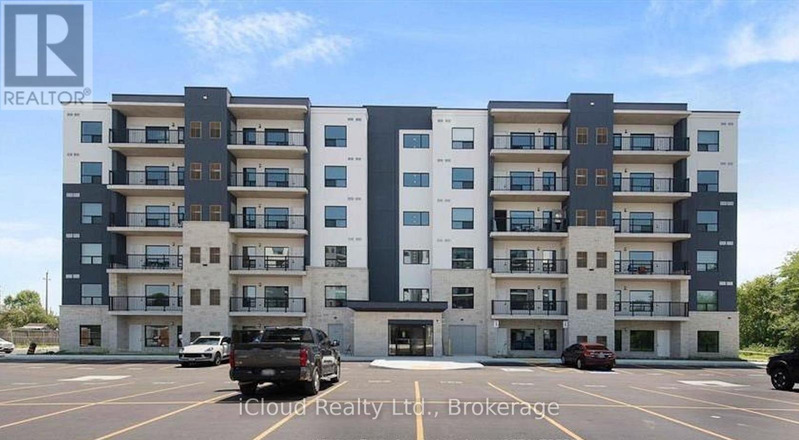 524 - 3340 STELLA CRESCENT