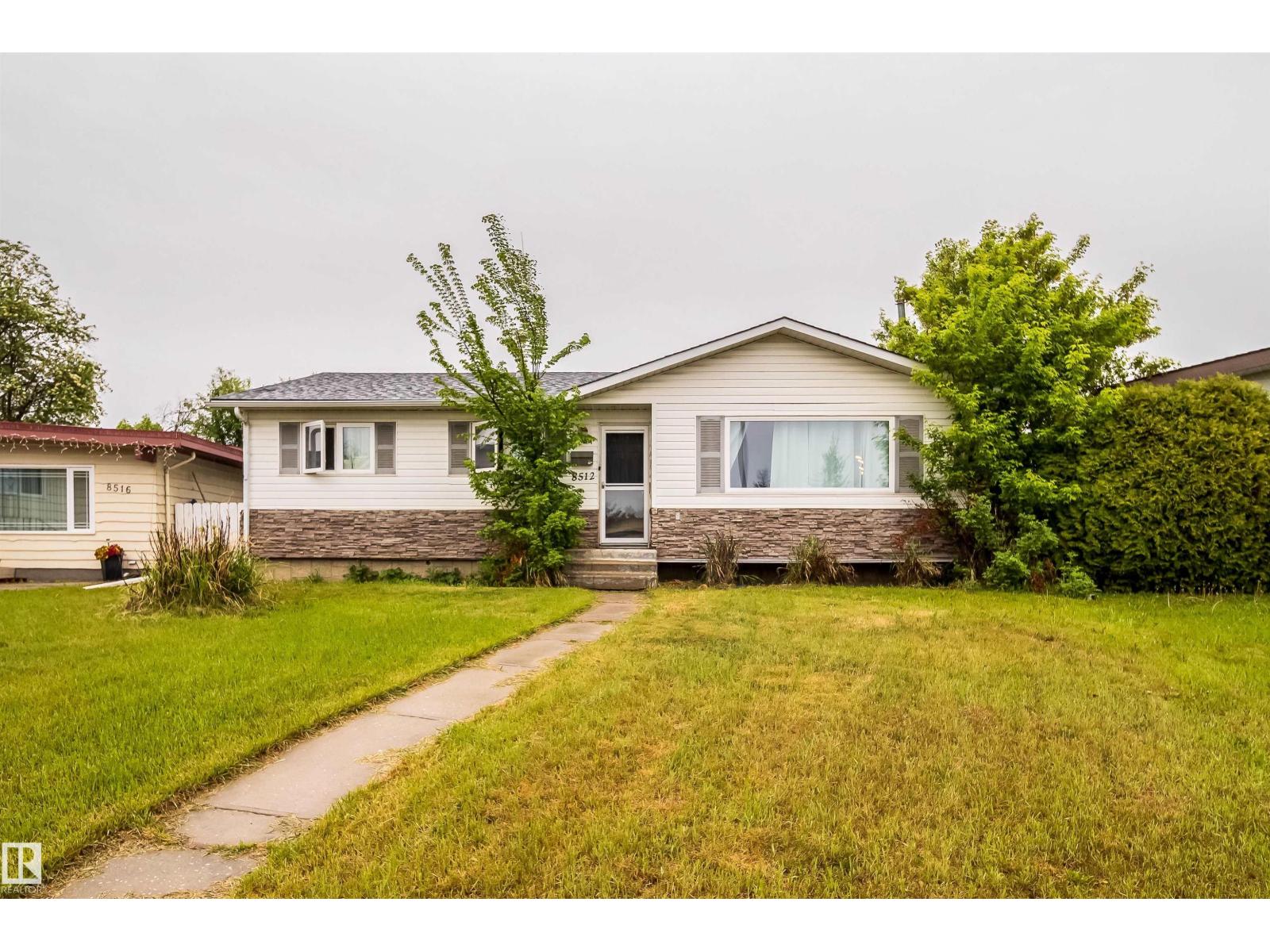 8512 142A AV NW - 1
