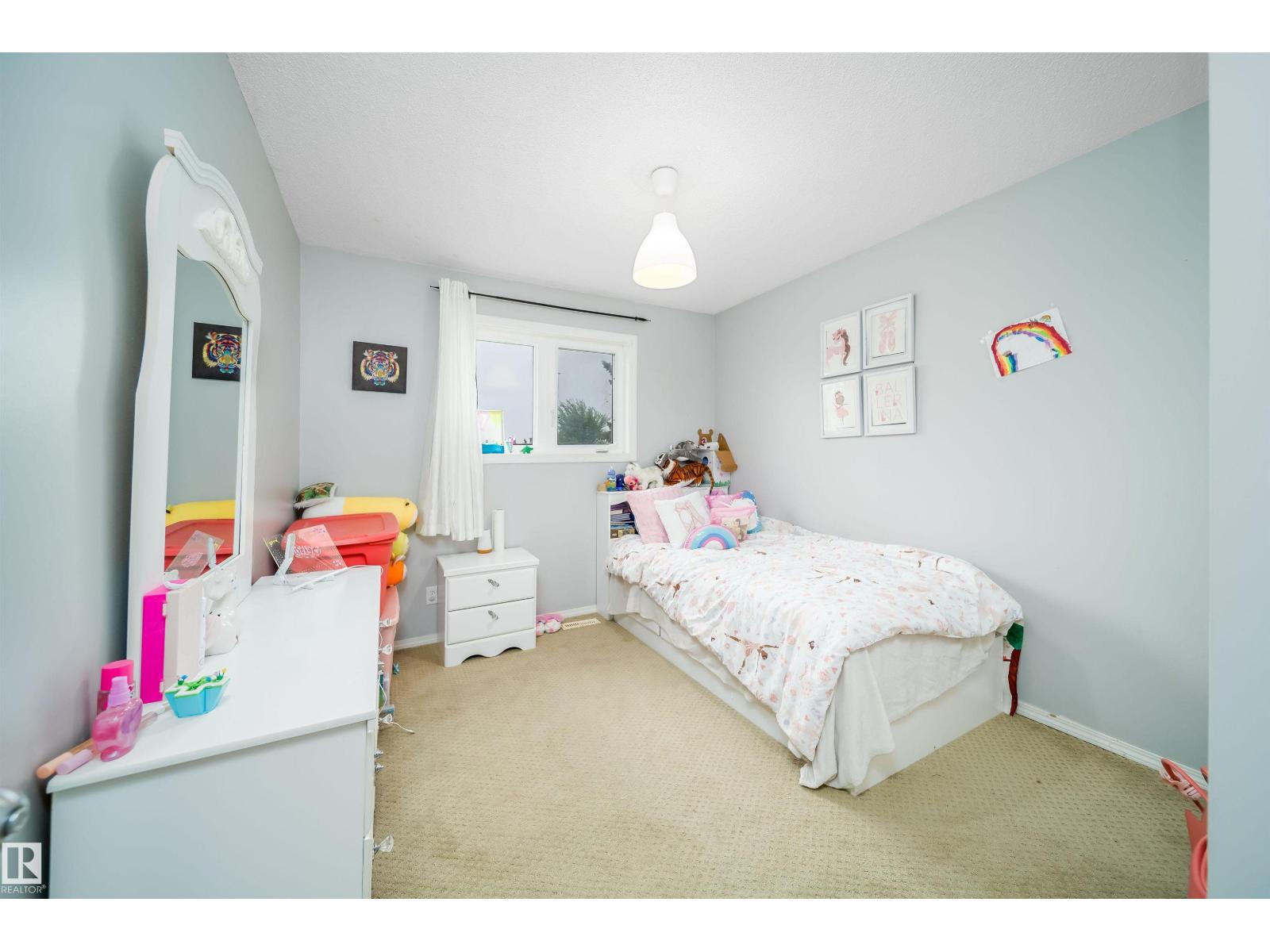 8512 142A AV NW - 21