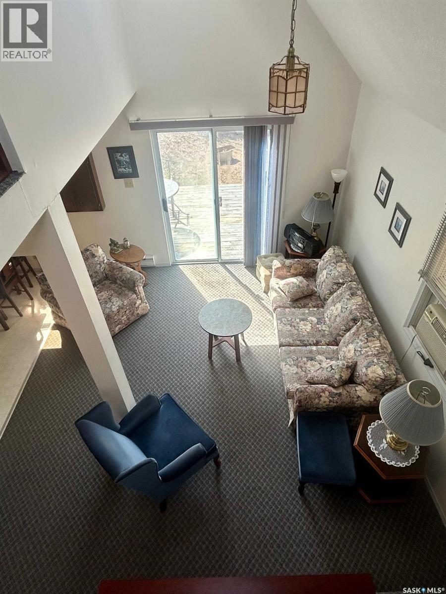 207 Regina STREET — photo 11