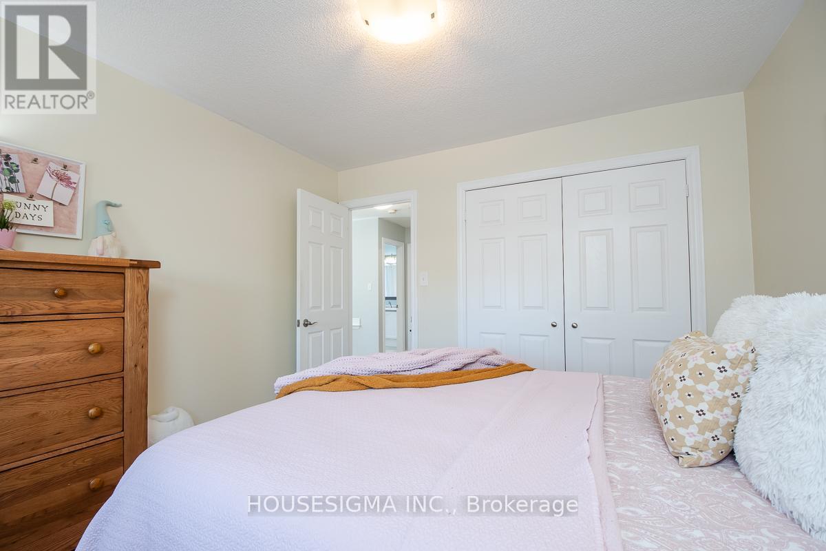 27 STAPLES AVENUE - 26