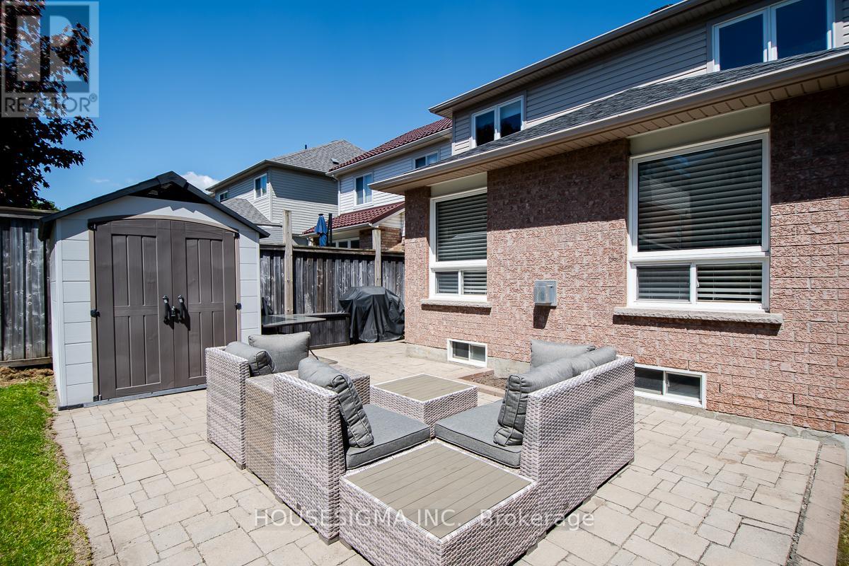 27 STAPLES AVENUE - 40