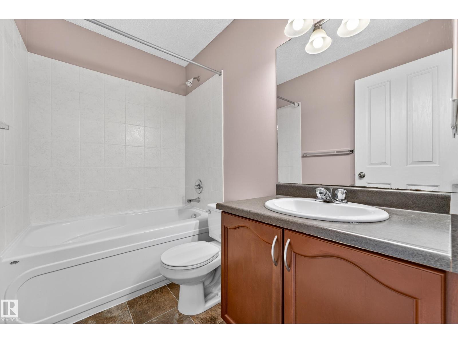 5917 SOUTH TERWILLEGAR BV NW - 25