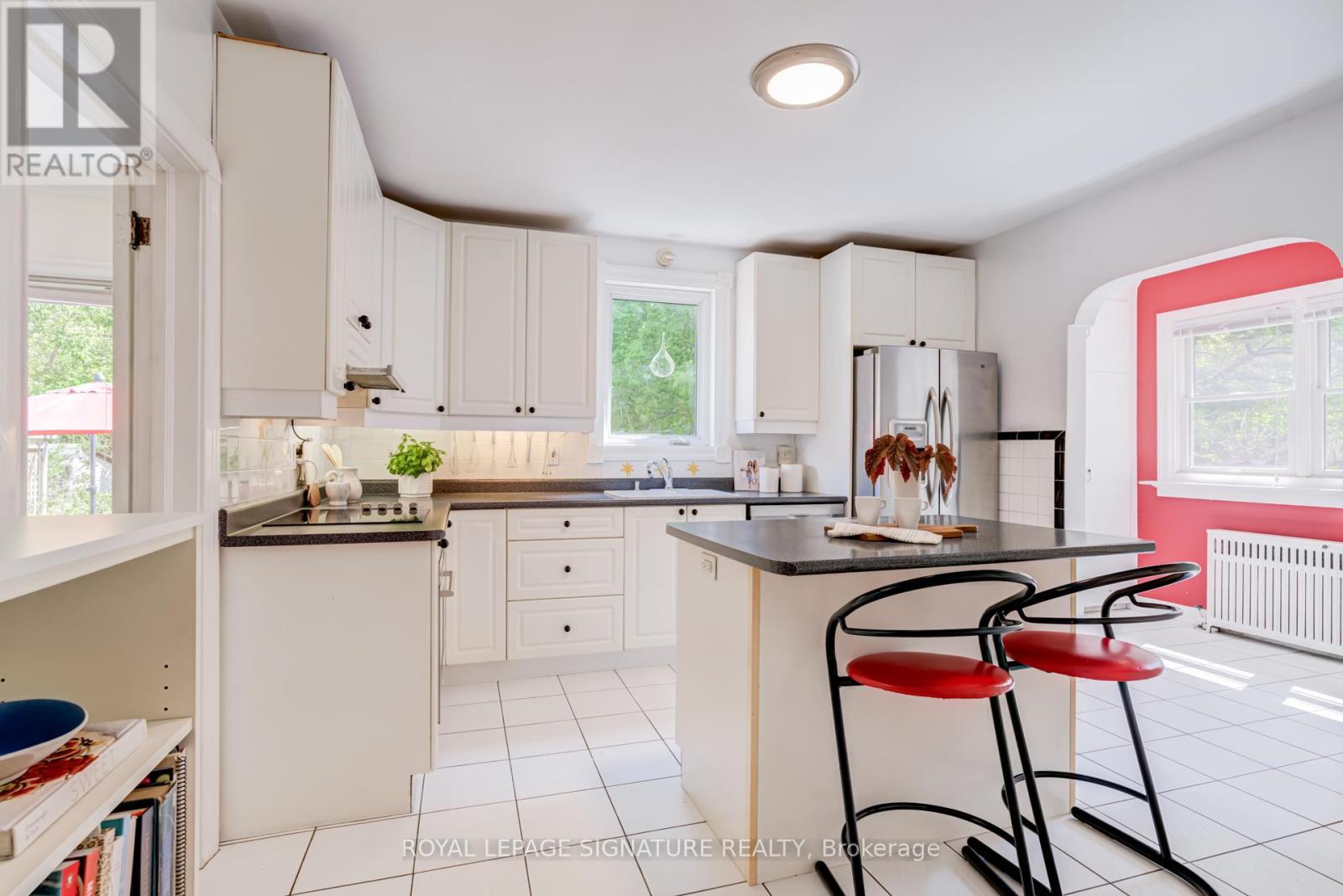 123 SOUTH KINGSWAY - 10
